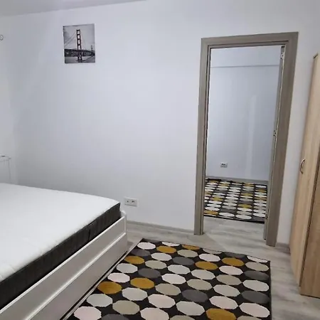 3 Cam Grand Arena Bükreş